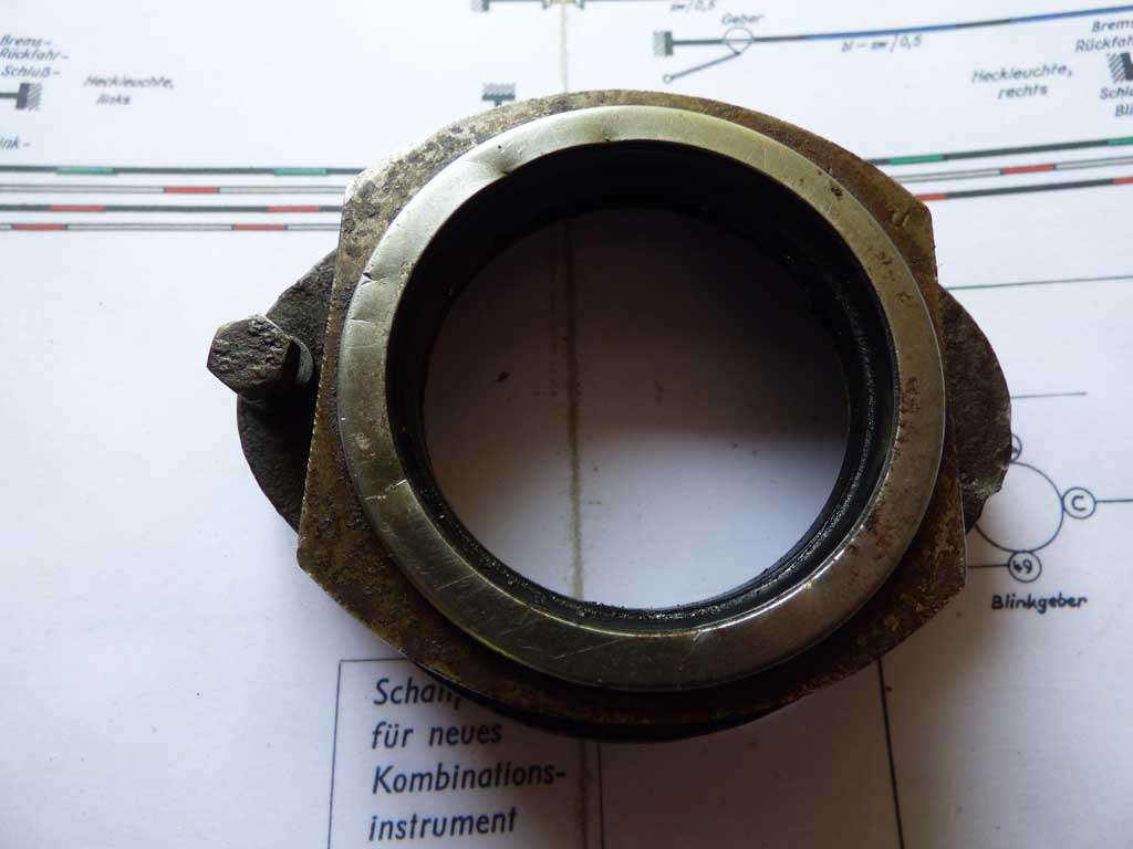 Baujahrtypisches Radlagerhäuse für den Trabant 601 BJ 1964.
