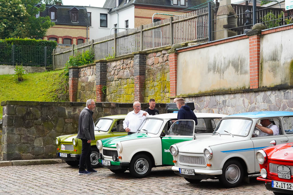 InteTrab e.V. Fahrzeuge bereit für Rundfahrten