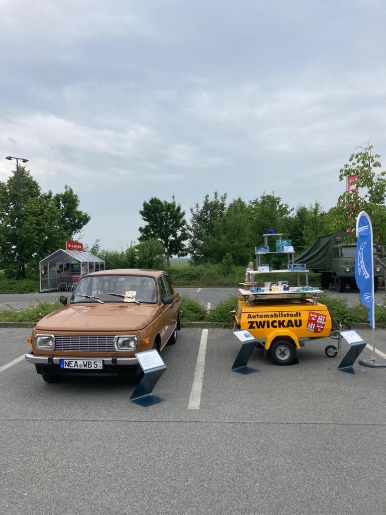 Warti und HP Anhänger