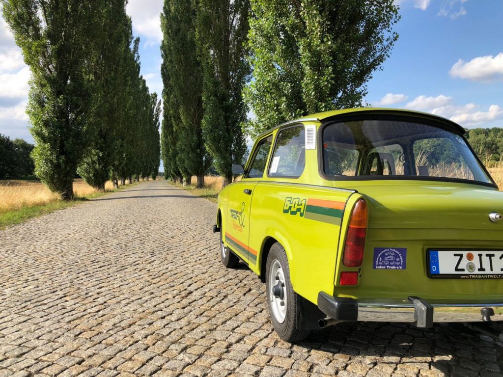 601 Limousine auf dem Pappelweg Zwickau mit neuem Design