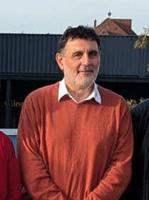 Ralf Gottmann
Ralf ist im Verein zuständig für den bereich Lizenzen und Fundus
